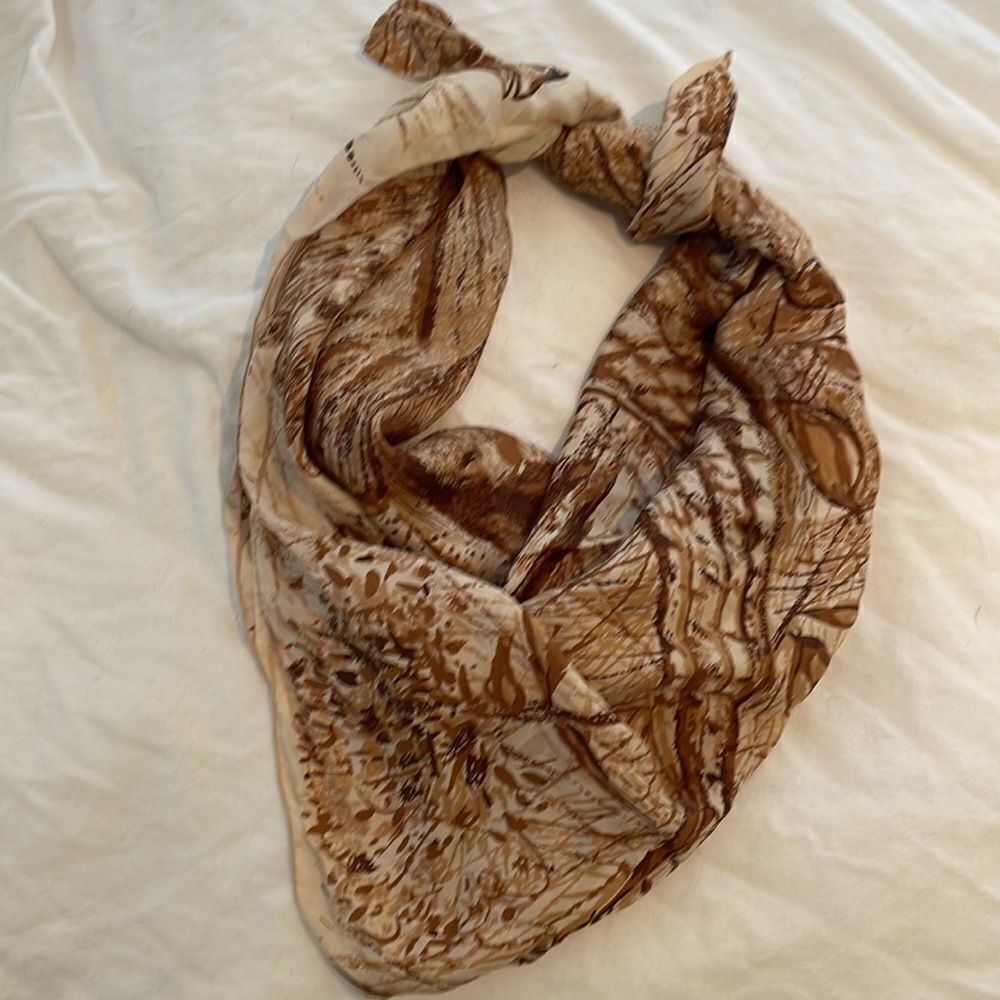 100 percent silk scarf TOS a tan & brown pheasants AUDUBON national society